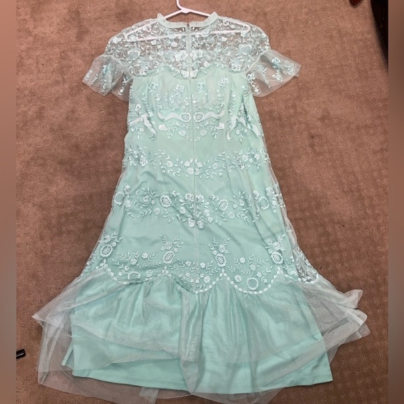 MAC DUGGAL A35147 NWT Embroidered Ruffled Cap Sleeve Midi Dress - Picture 6 of 8